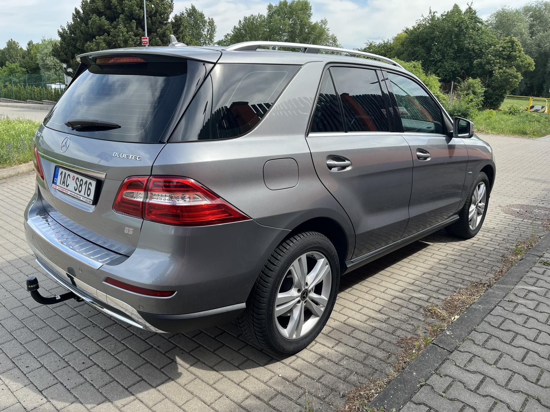 Mercedes-Benz Třídy M, ML 250 CDi Sport - fotka 5