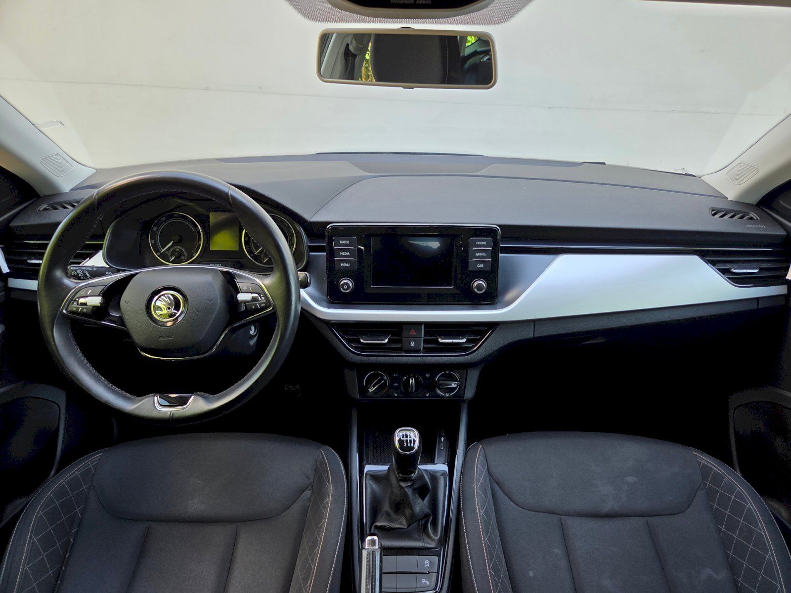 Škoda Scala, TSI 1.0/81kW Ambition Plus - fotka 5