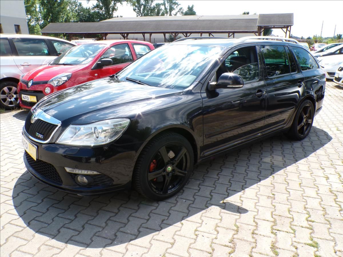 Škoda Octavia, 2,0 TSI RS 147 kW  TAŽ.ZAŘ. - fotka 3