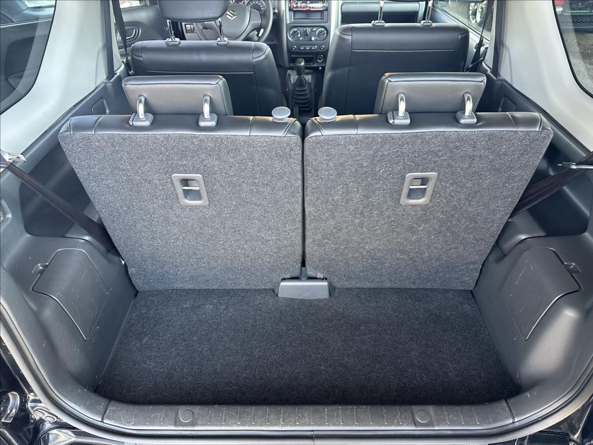 Suzuki Jimny, 1,3 4x4 KLIMA TAŽNÉ - fotka 5