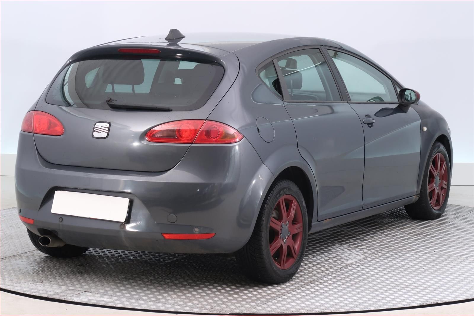 Seat Leon, 1.9 TDI, Comfort, Klima - fotka 5