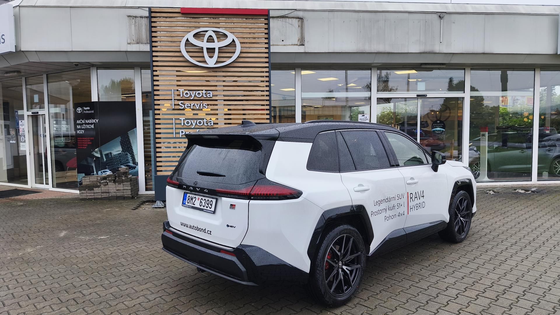 Toyota Rav4, 2.5 HEV 4X4 - GR SPORT - fotka 6