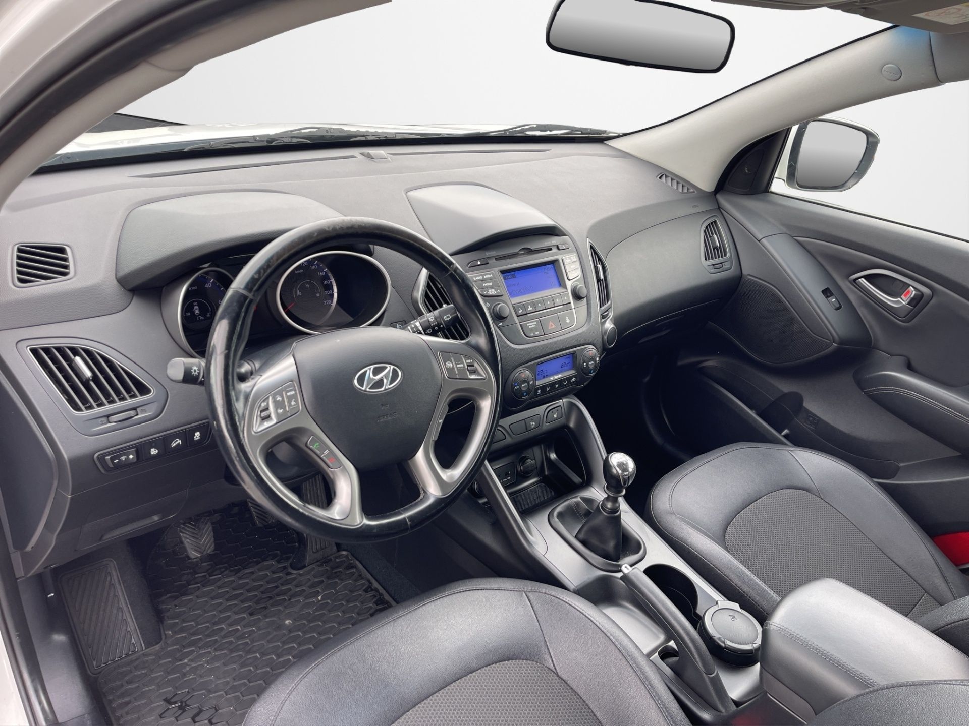 Hyundai ix35, 1.7 CRDI 85 kW - fotka 5
