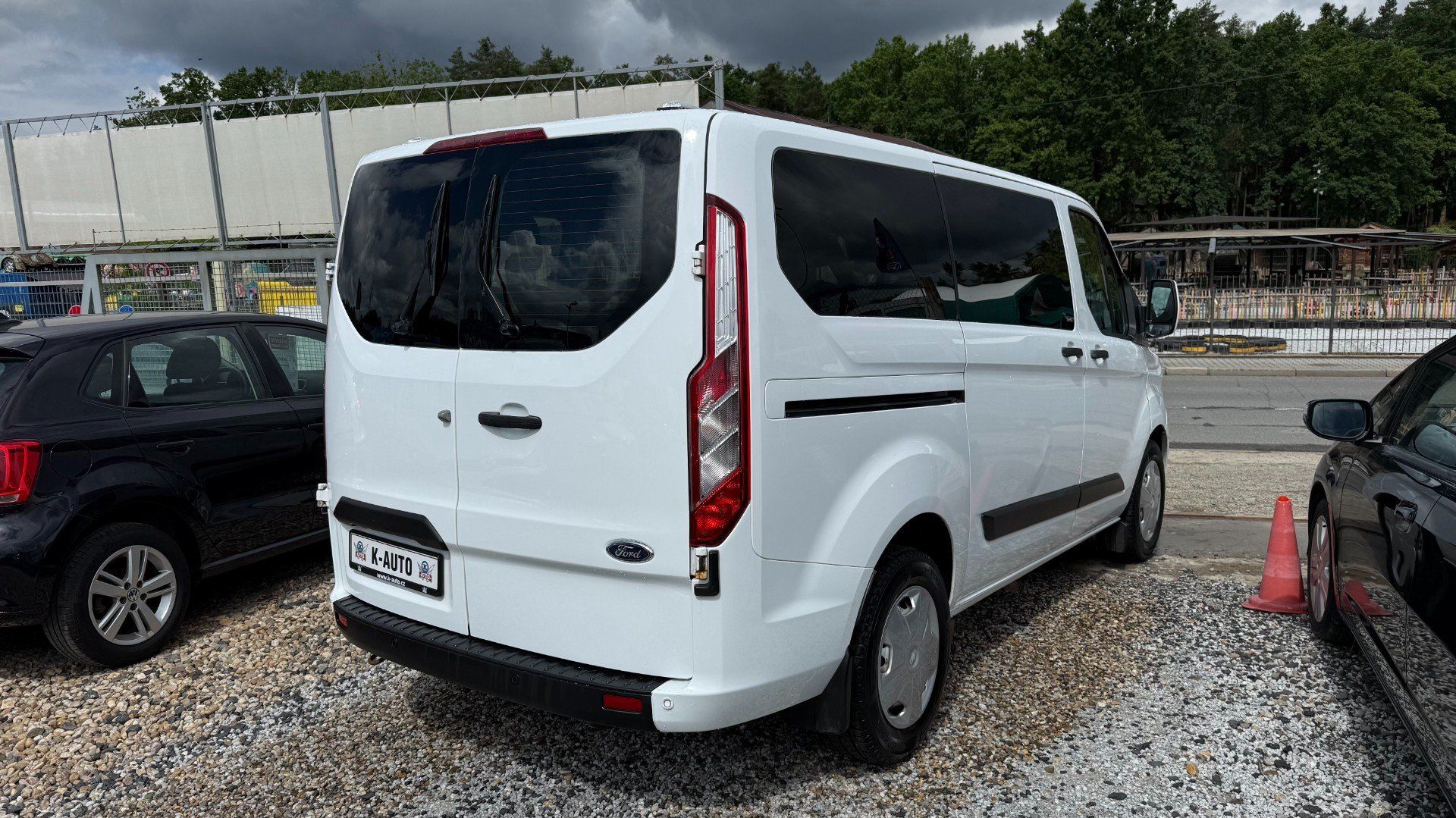 Ford Transit, 2.0TDCi 77kW *L1H1*9míst* - fotka 4