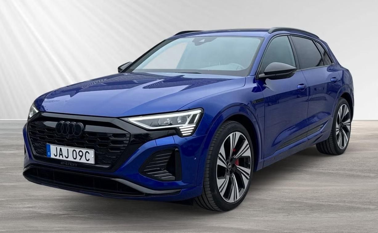 Audi Q8 e-tron, 55 Quattro S-Line 360kam Pano.