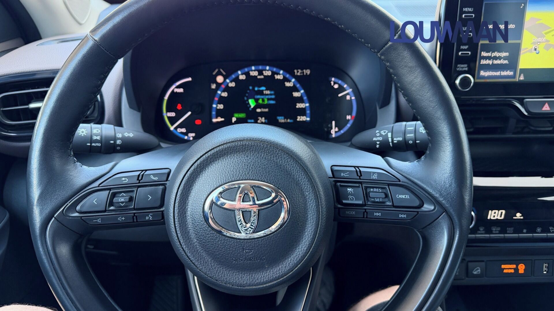 Toyota Yaris Cross, AT EXECUTIVE SMART AWD-i - fotka 5