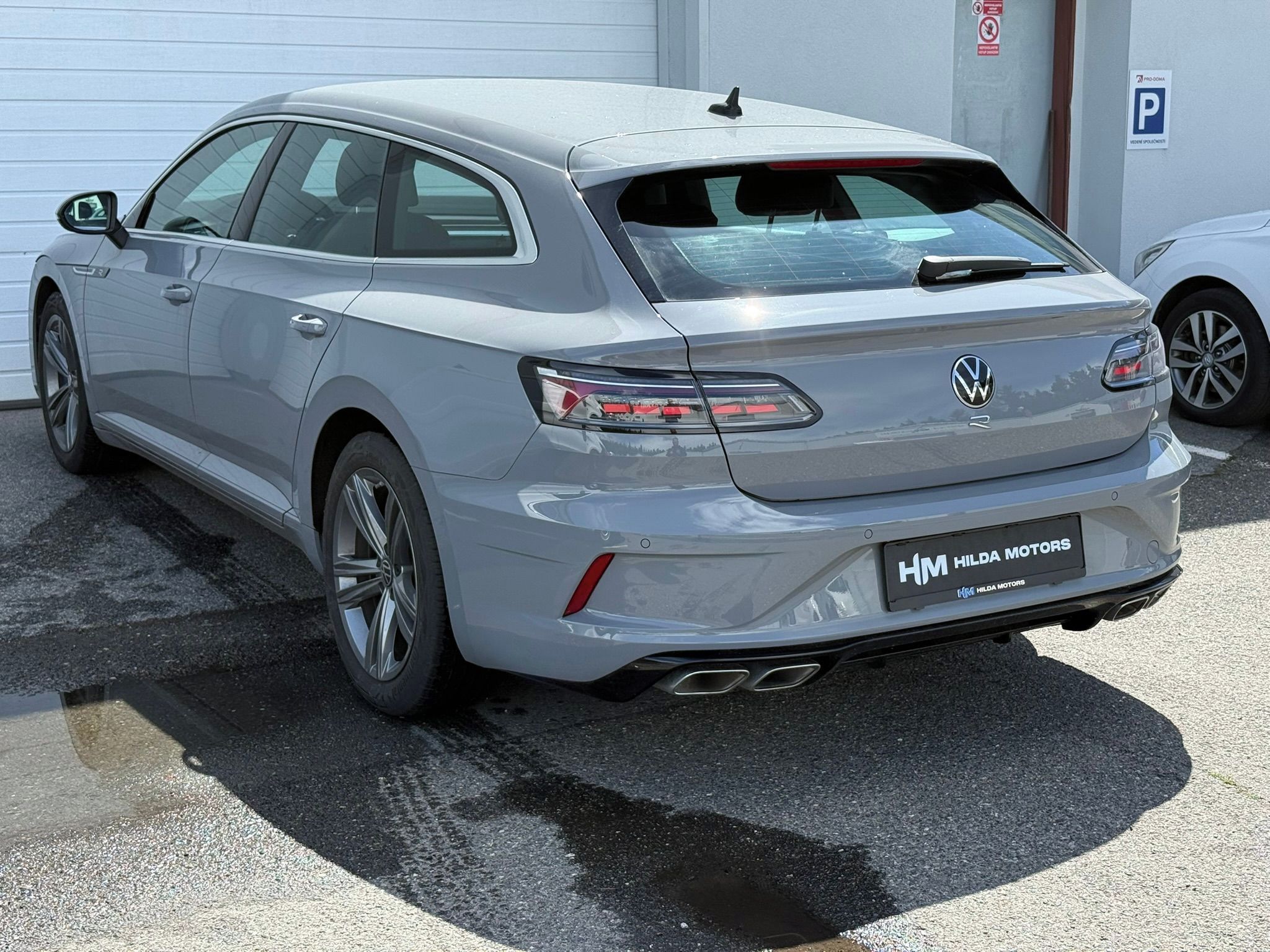 Volkswagen Arteon Shooting Brake, R 2.0TSI 235kW DSG DCC Tažné - fotka 3