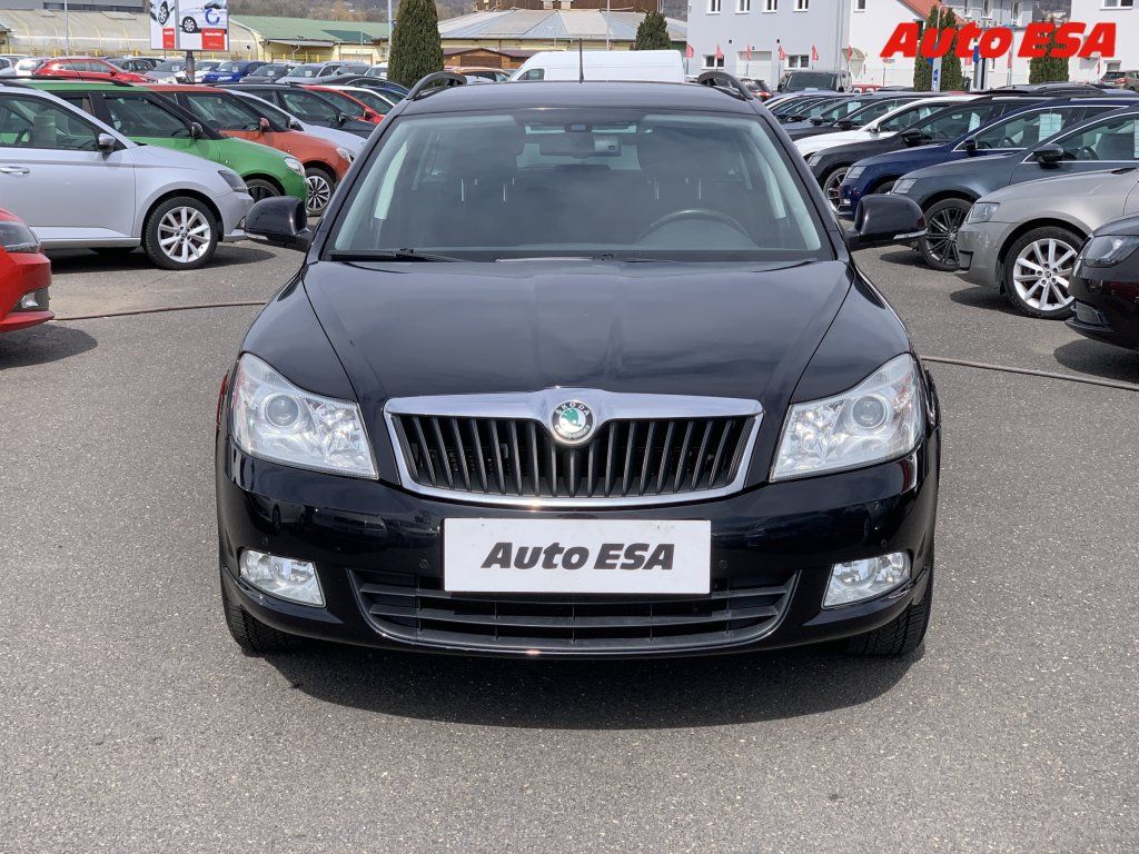 Škoda Octavia, 1.6 TDi,AC - fotka 2