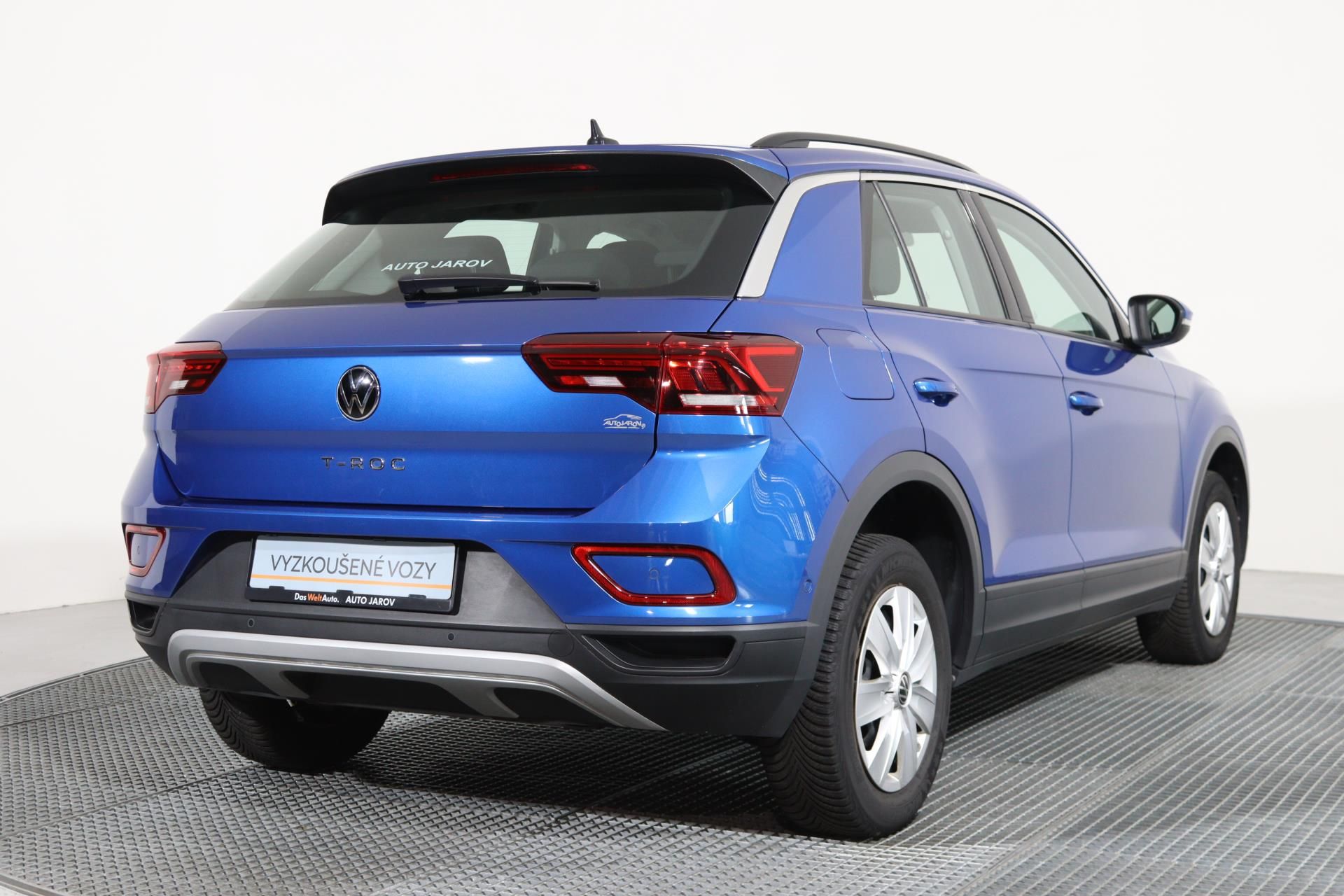 Volkswagen T-Roc, LIFE 1,0 TSI 81KW /LED, ACC - fotka 2