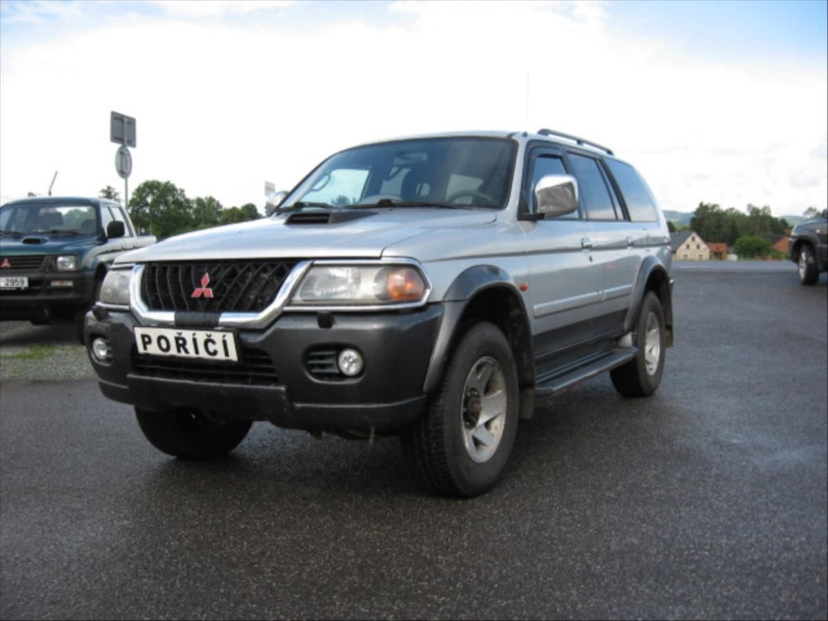 Mitsubishi Pajero Sport, 2,5