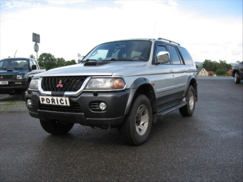 Mitsubishi Pajero Sport, 2,5