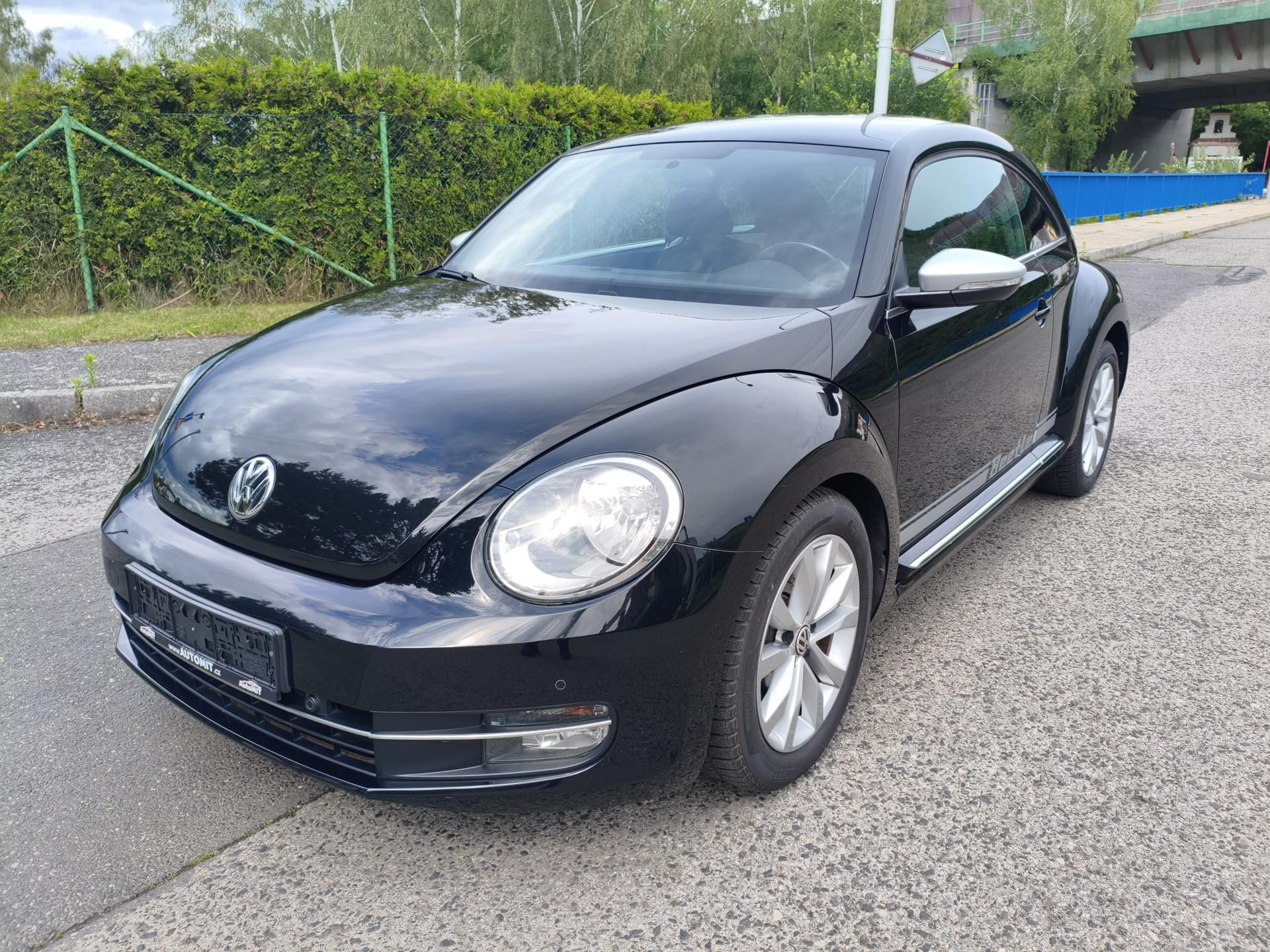 Volkswagen Beetle, 1,2 TSI 77Kw - fotka 2