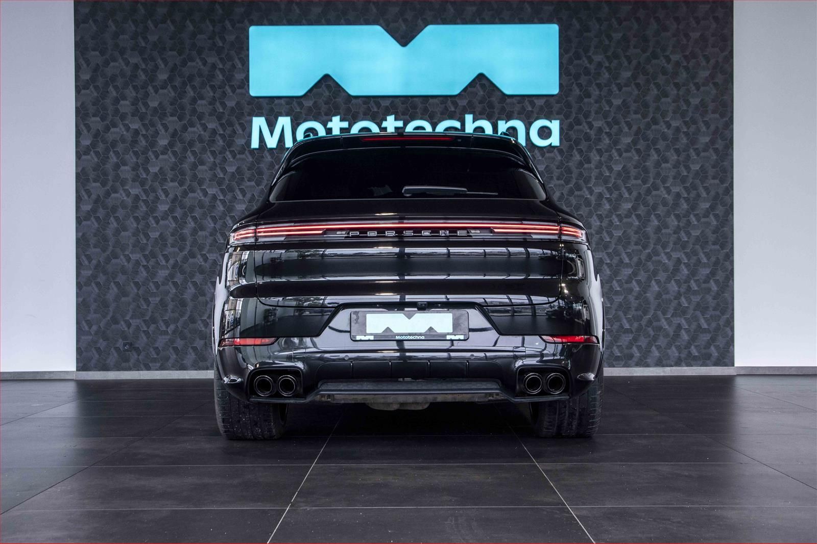Porsche Cayenne, 3.0T V6 - fotka 4