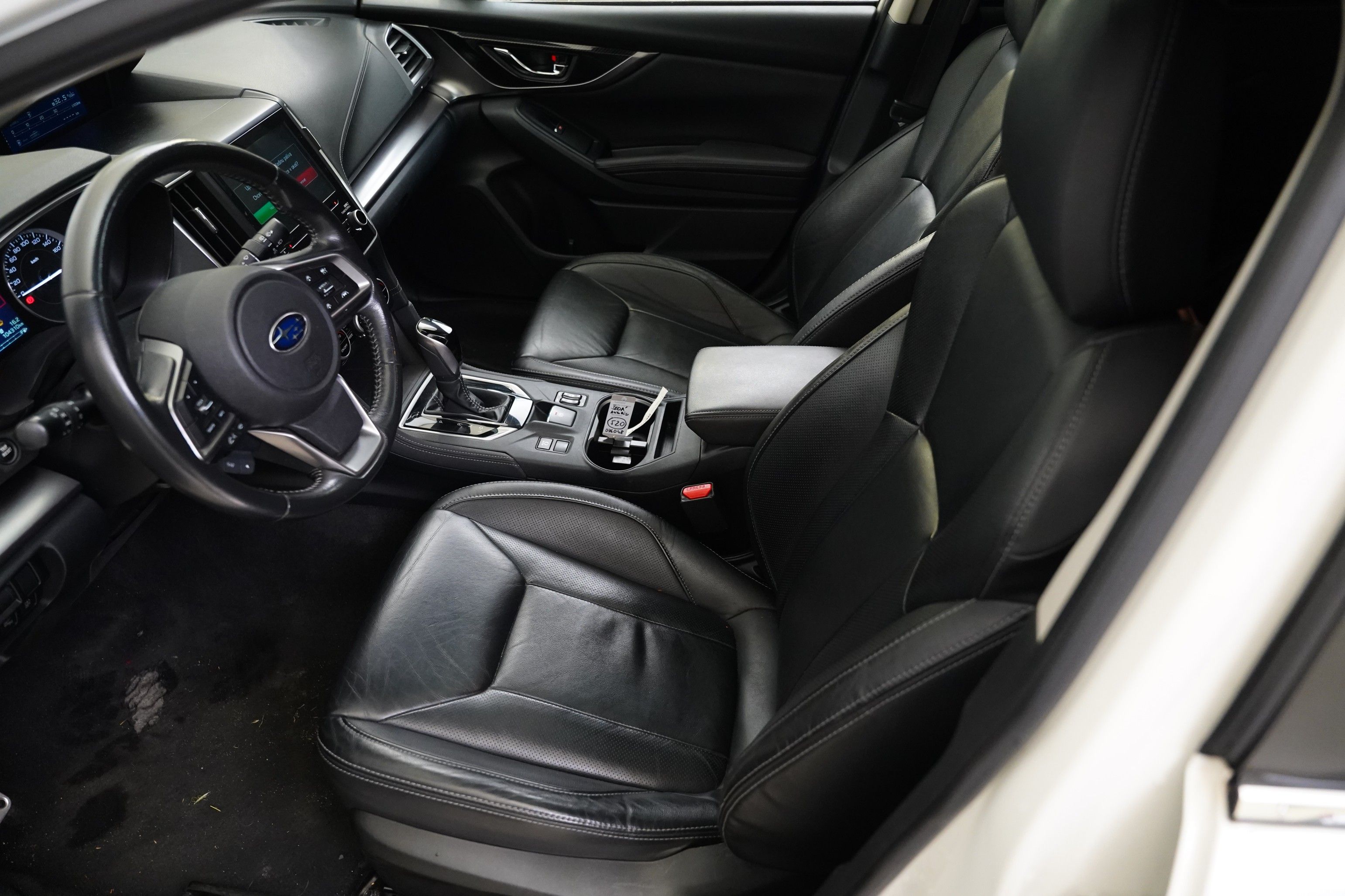 Subaru Impreza, 1.6 i 84 kW AWD Automatik - fotka 6