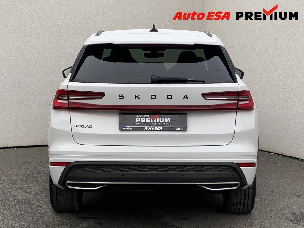 Škoda Kodiaq, 2.0 TDi,1.maj,ČR,SportLine - fotka 5