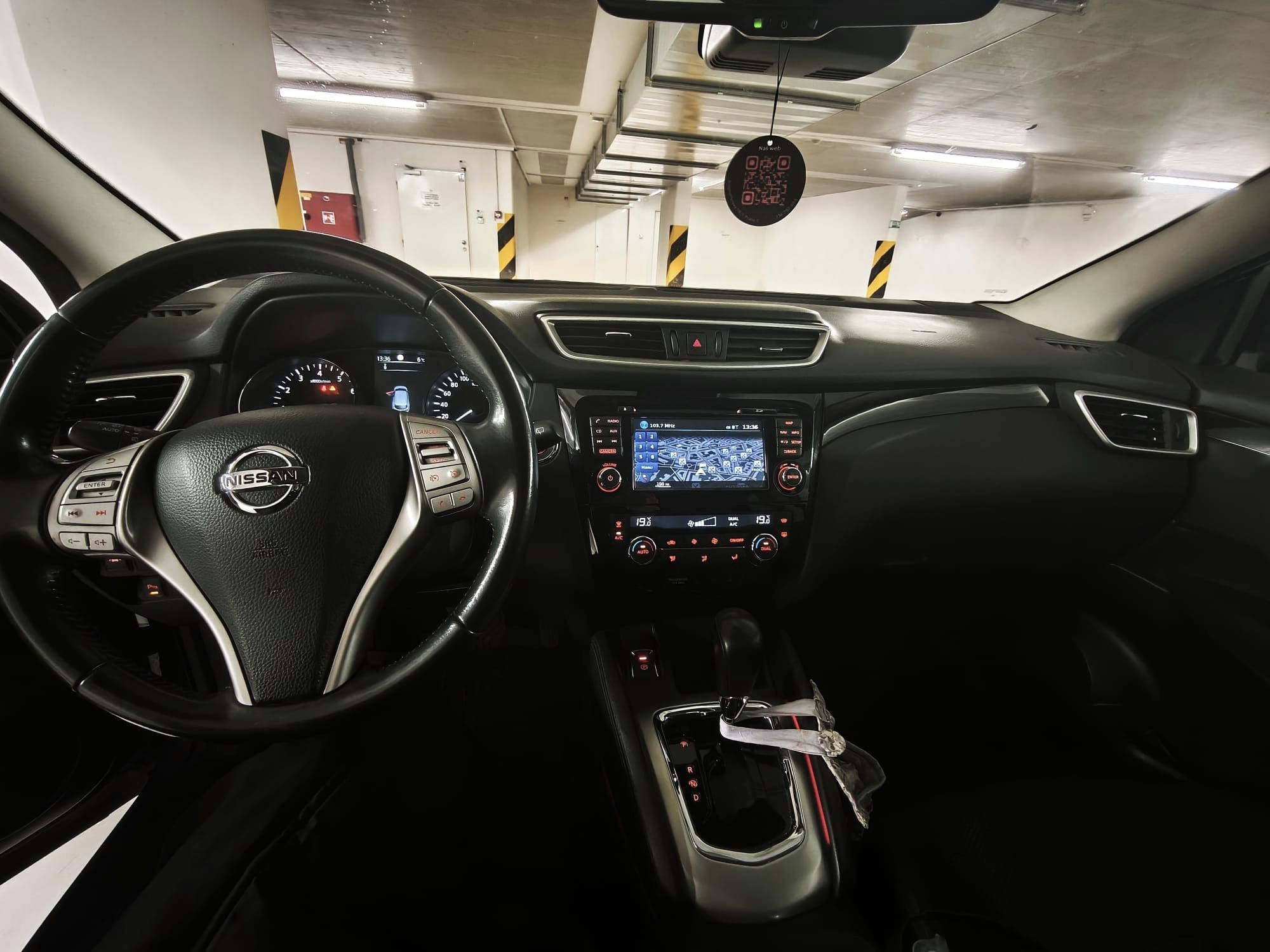 Nissan Qashqai, Nissan Qashqai 1.2 DIG-T Autom - fotka 6