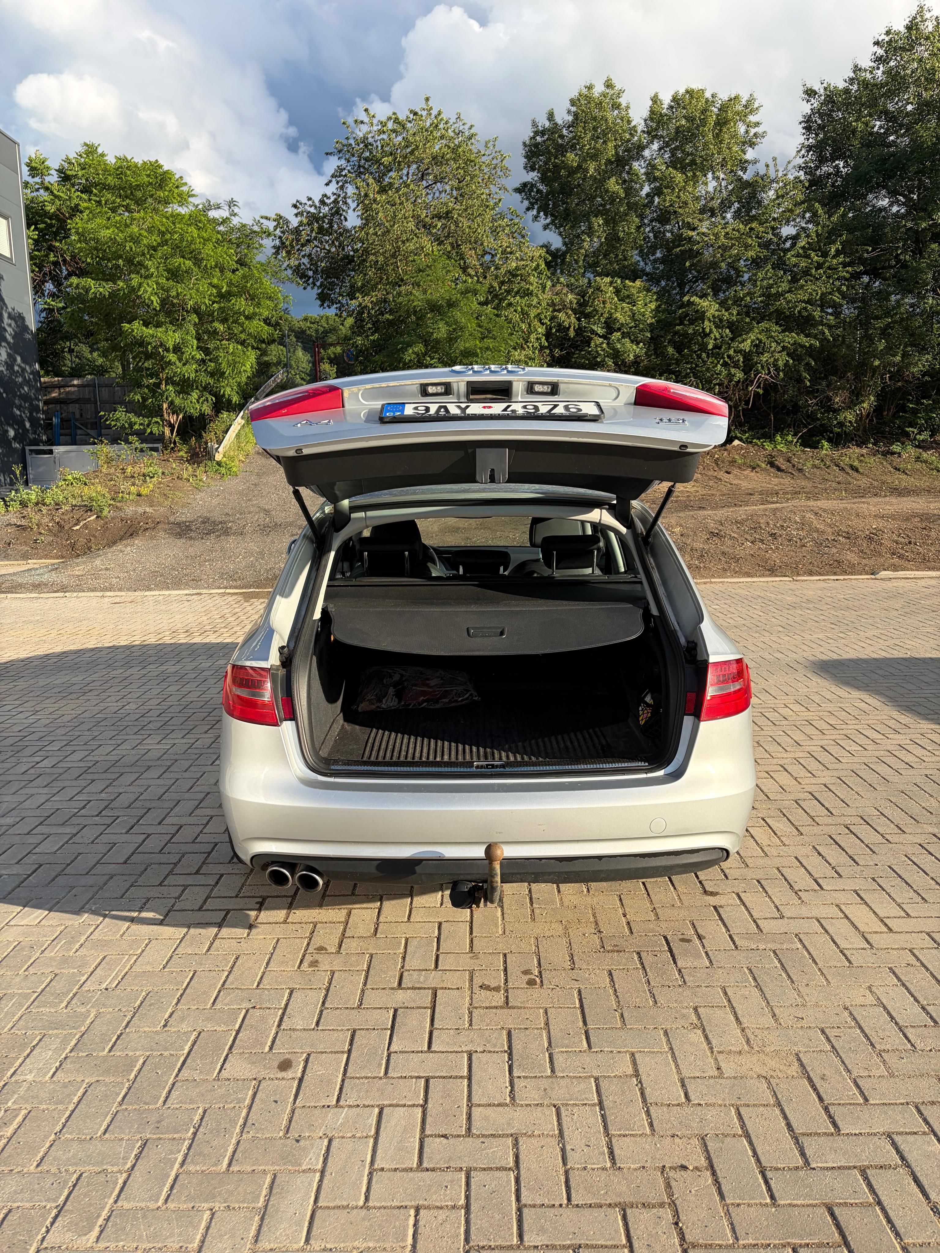 Audi A4 Avant, 2.0 TDI Quattro - fotka 6