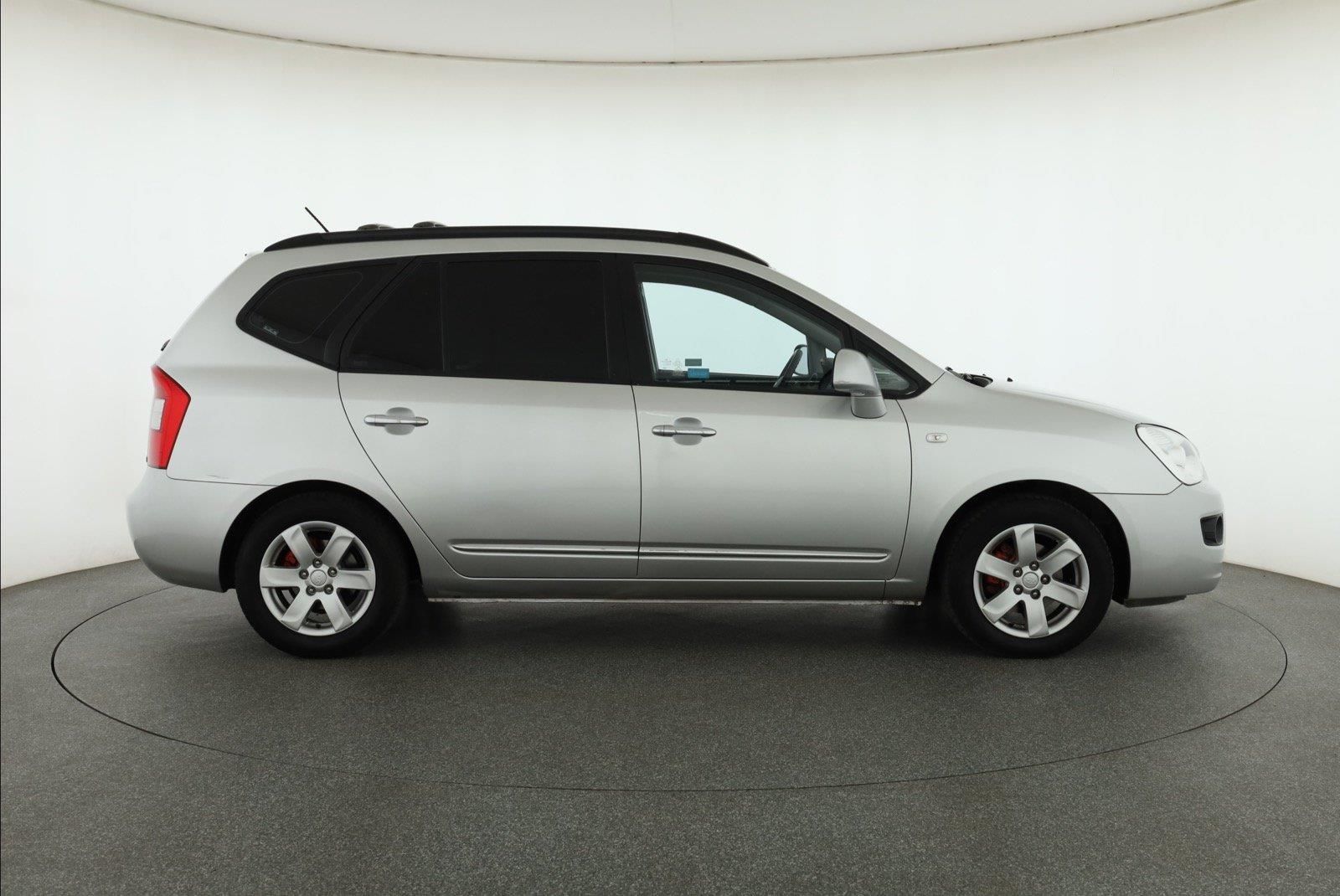 Kia Carens, 2.0 CRDi, Tažné - fotka 6