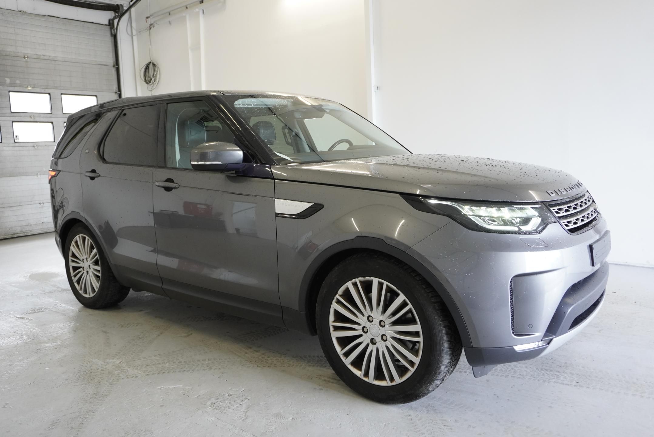 Land Rover Discovery, 3,0 TDV6 4WD AUTOMAT - fotka 3