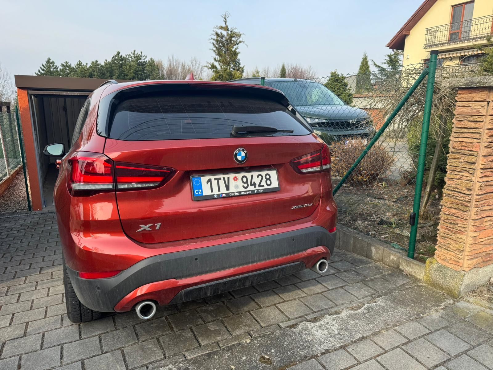 BMW X1, garažováno,1.majitel - fotka 4