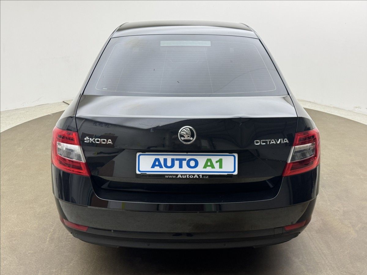 Škoda Octavia, 1,6 DPH KLIMA LED VÝHŘEV ČR - fotka 5
