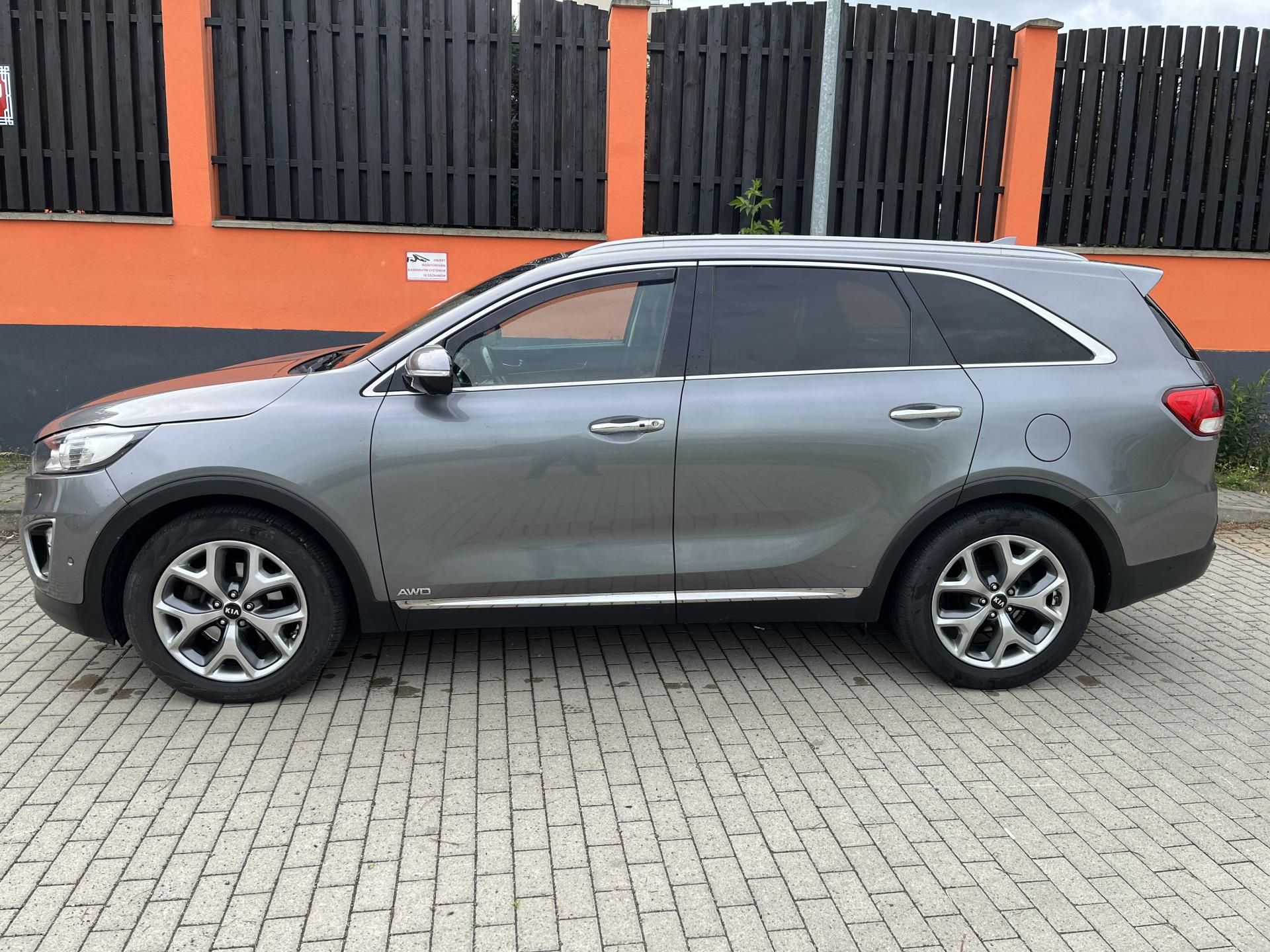 Kia Sorento, 2.2 CRDi Platinum 4x4 Automat - fotka 6