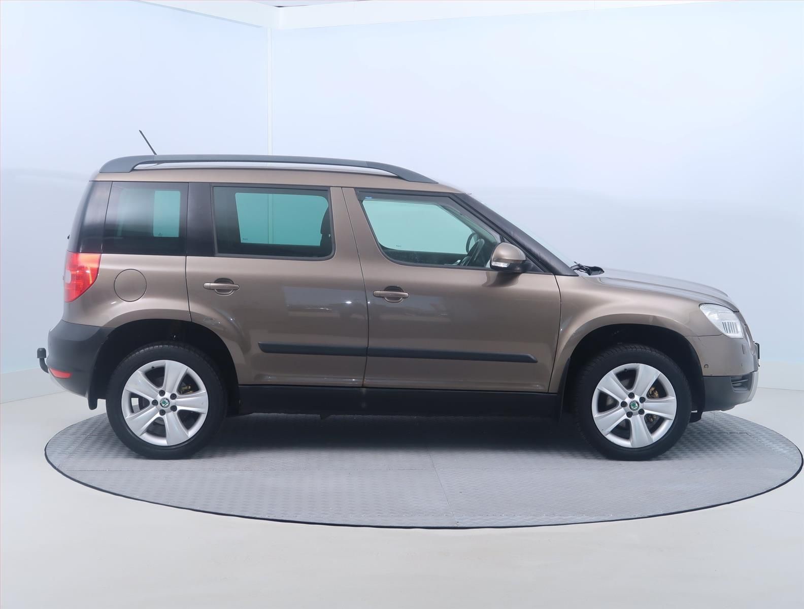 Škoda Yeti, 2.0 TDI, 4X4, Automat - fotka 6