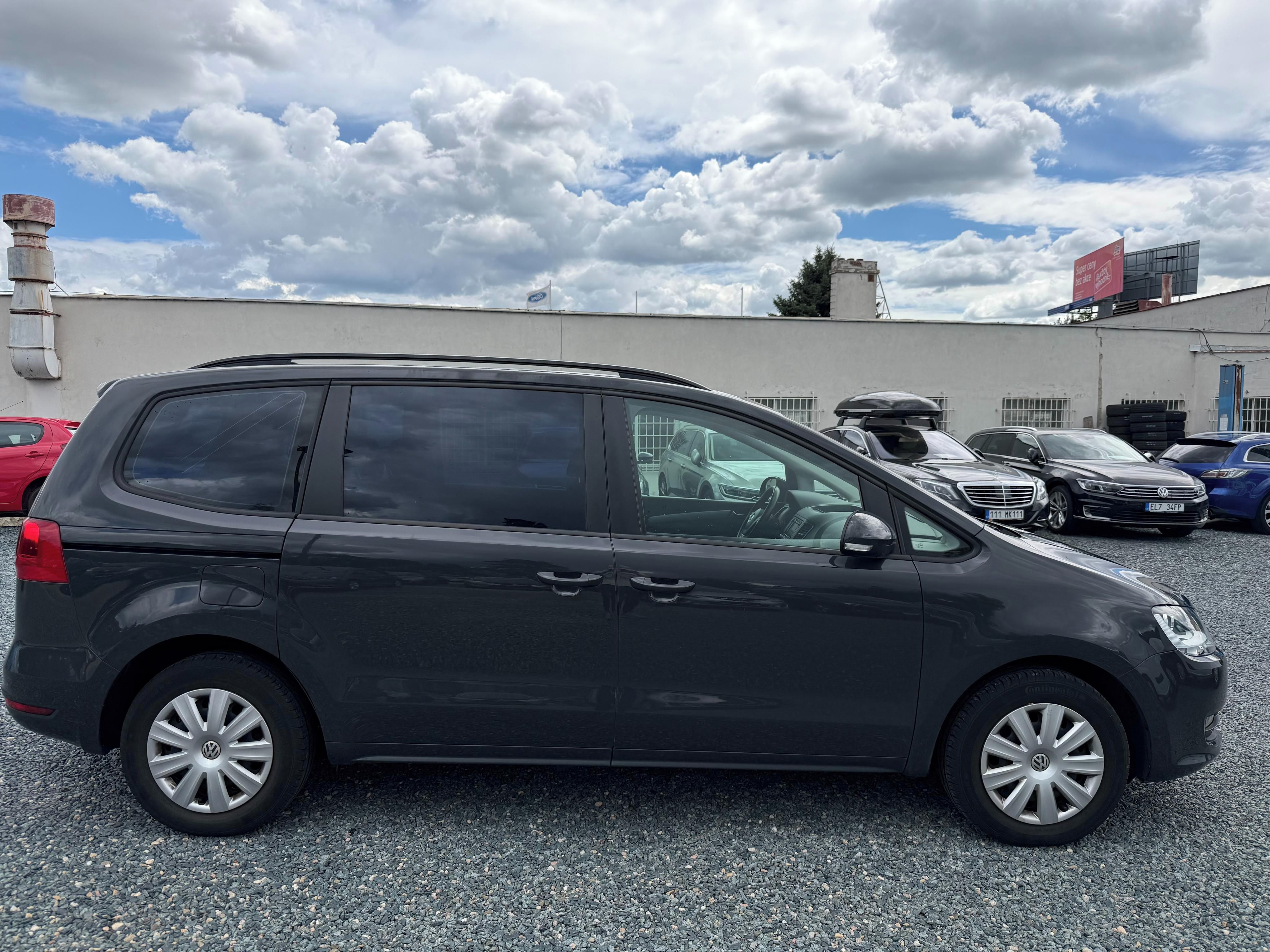 Volkswagen Sharan, 2.0 TDi 103Kw 7-Míst 1-Majitel - fotka 2