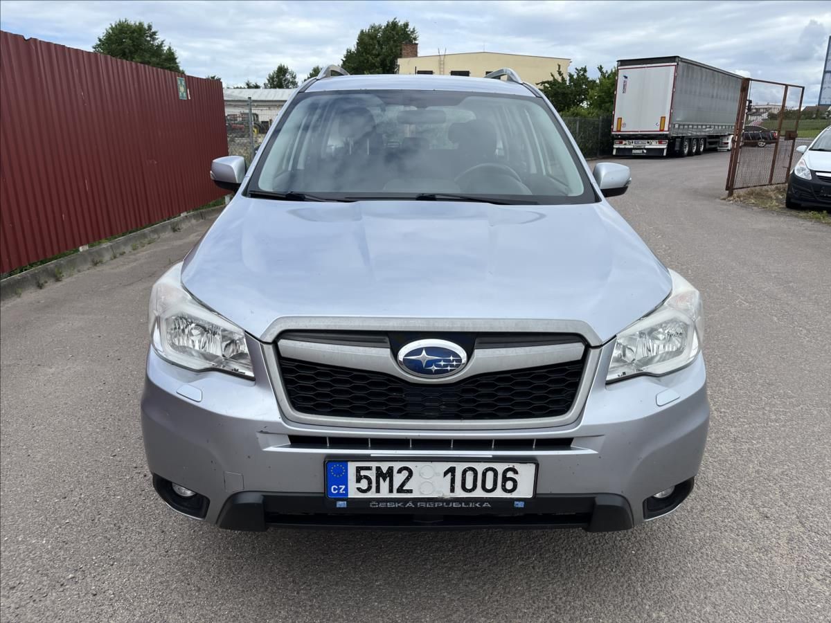 Subaru Forester, 2,0 D-L 108KW 4x4 TZ ČR SERVIS - fotka 2