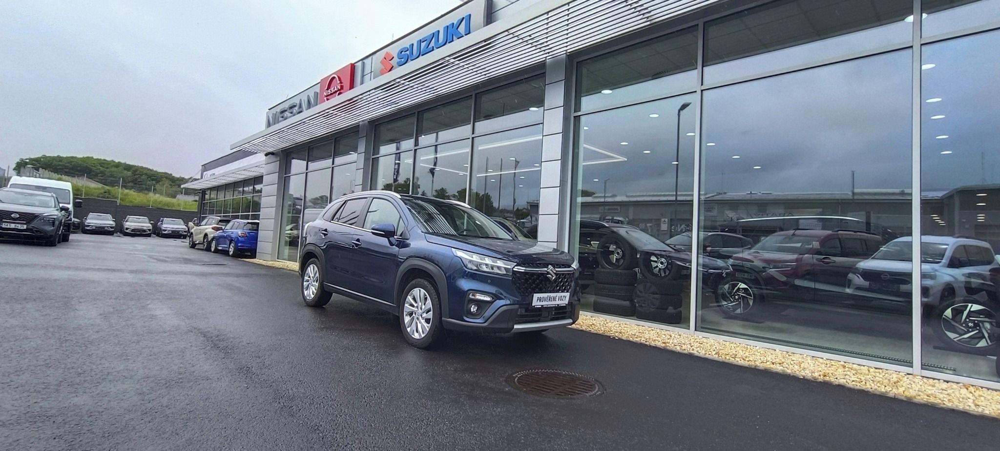 Suzuki S-Cross, 1,5 HYBRID PREMIUM AT,ČR,1.MAJ - fotka 2