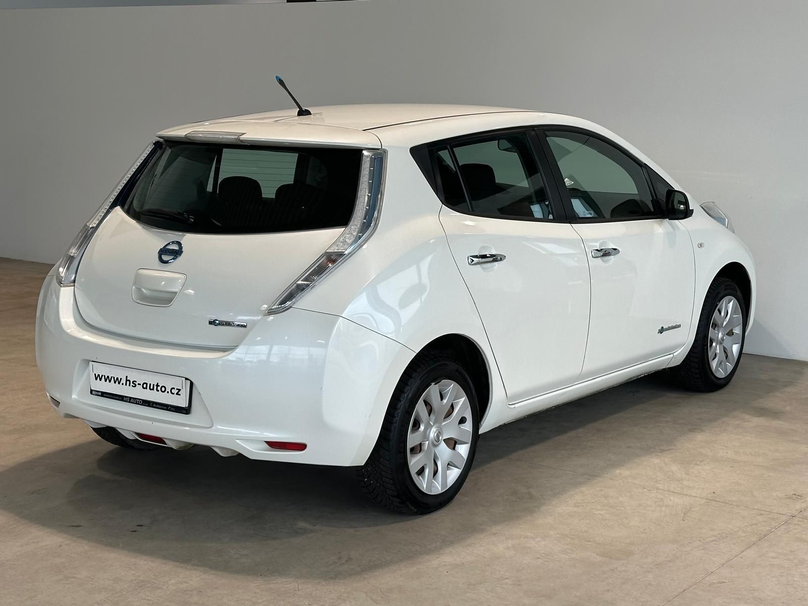 Nissan LEAF, 24kWh,1.majitel,ČR - fotka 4