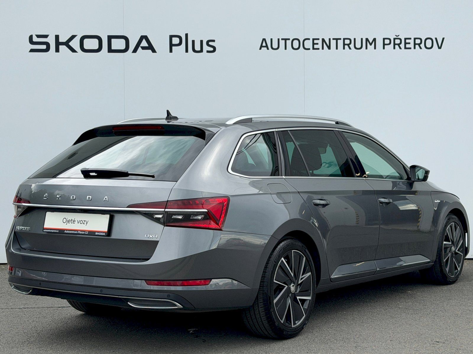 Škoda Superb, 2.0 TDI 147kW L&K DSG 4x4 - fotka 2