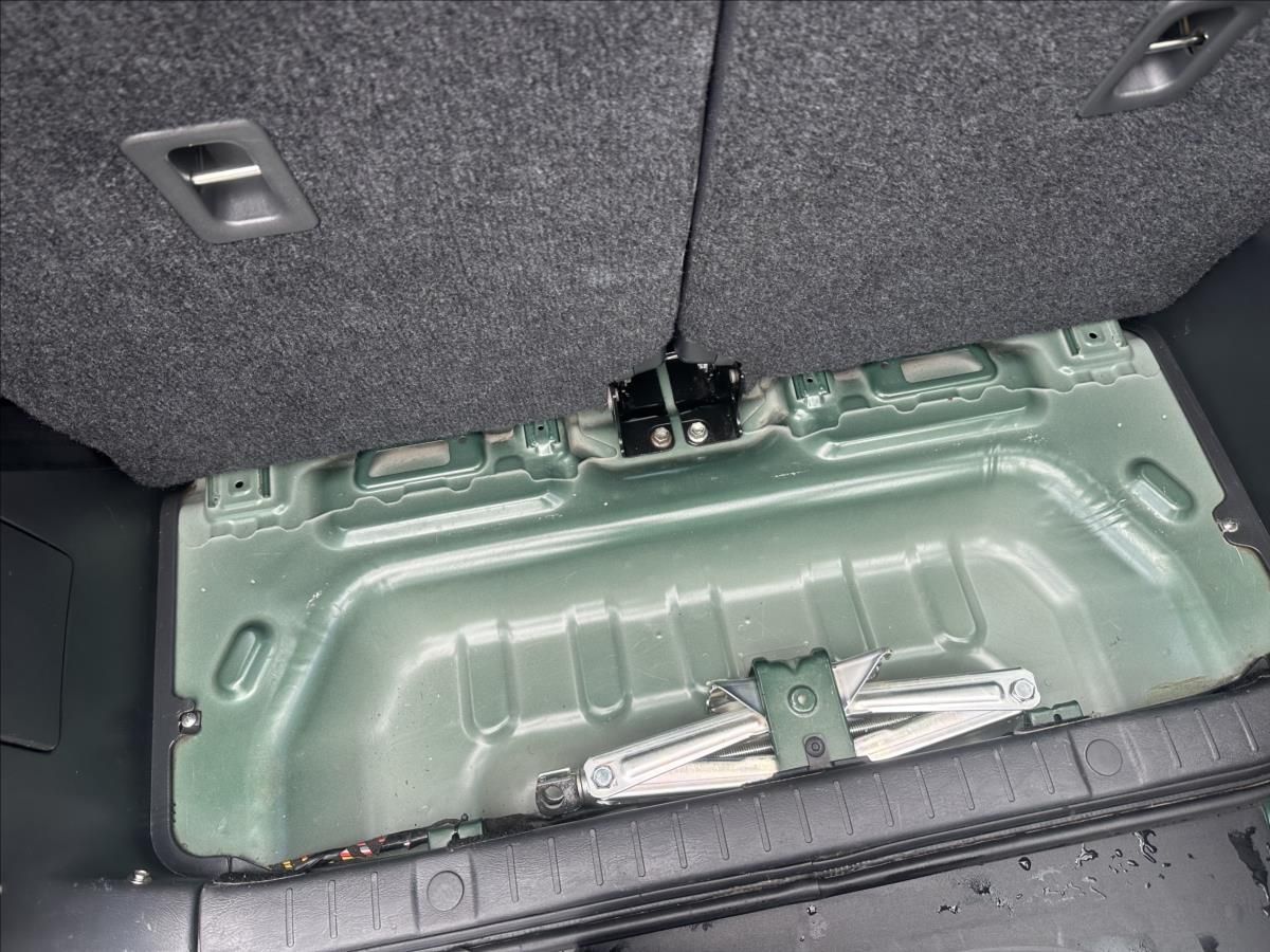 Suzuki Jimny, 1,3 4x4 TAŽNÉ KLIMA BEZ KOROZE - fotka 6