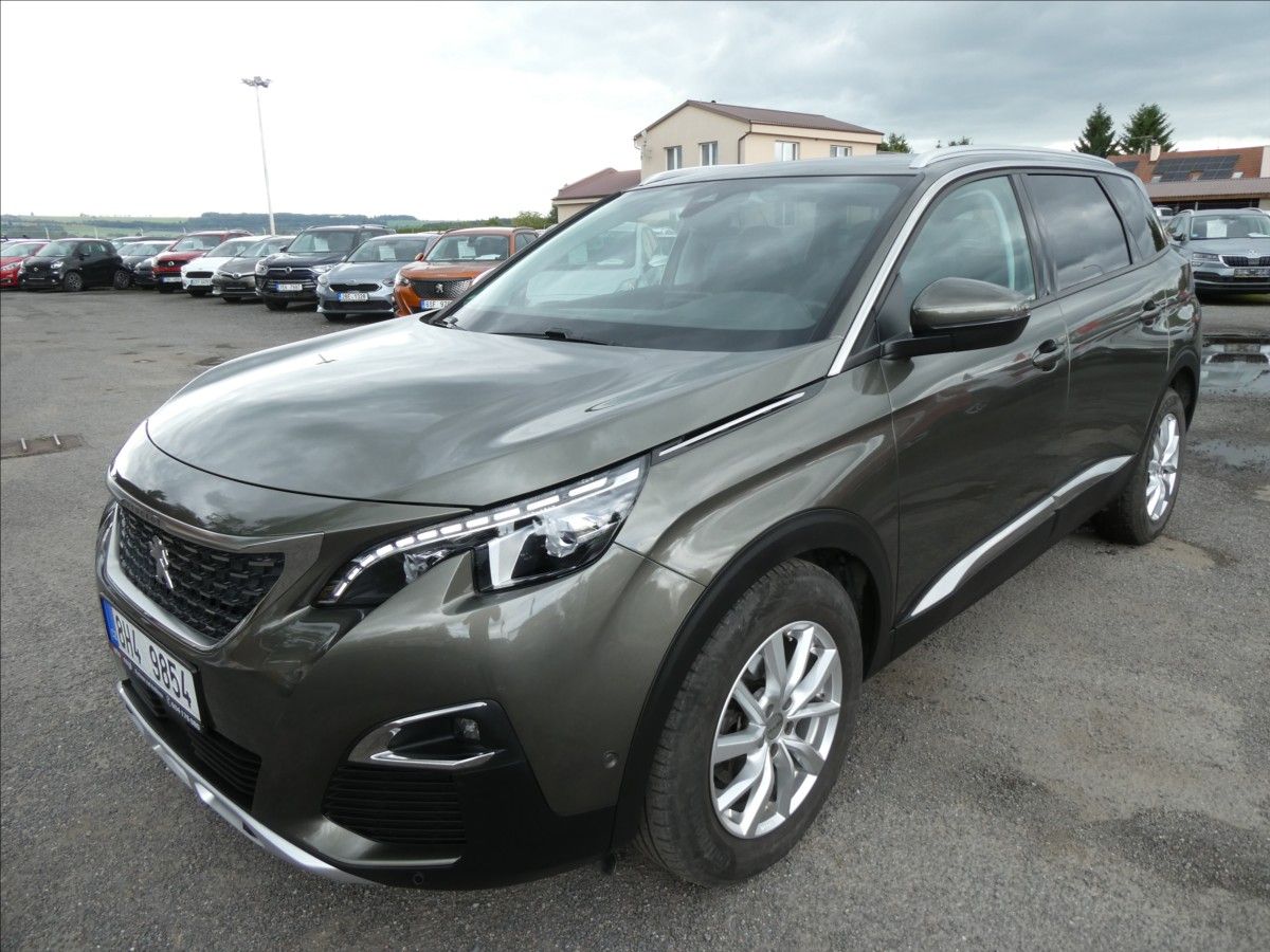 Peugeot 5008, 2,0 HDi 110kW Allure serviska - fotka 3