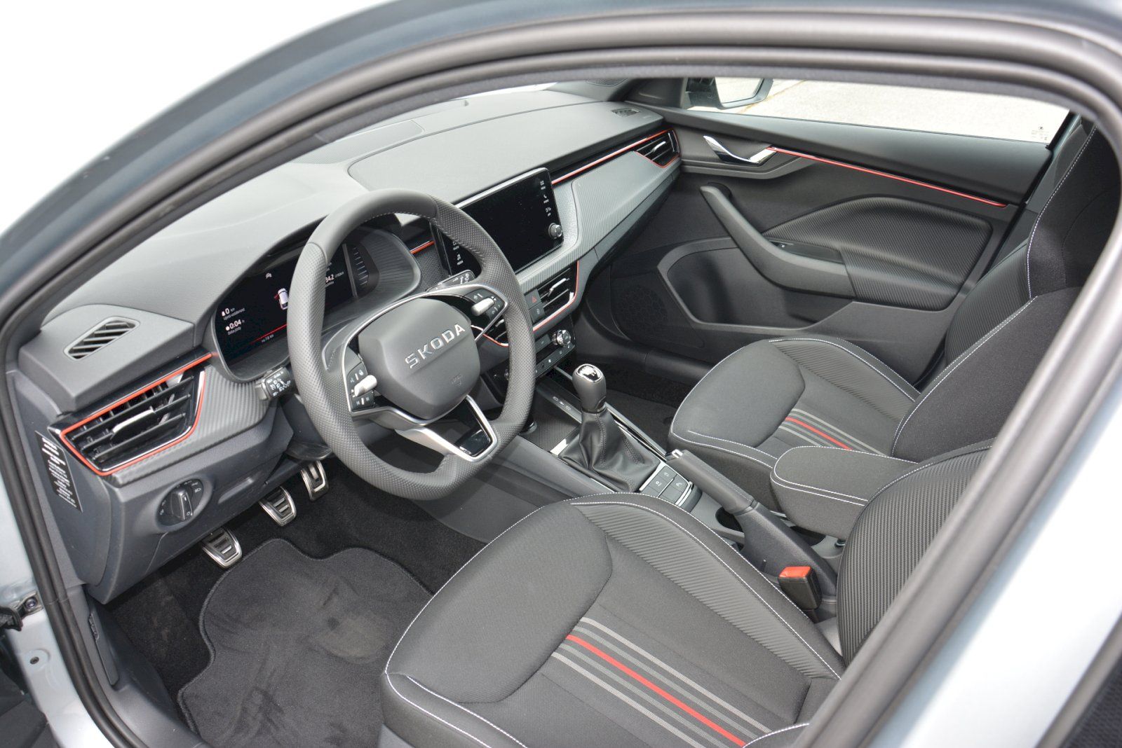 Škoda Scala, Monte Carlo 1,0 TSI 85 kW 6 MP - fotka 5