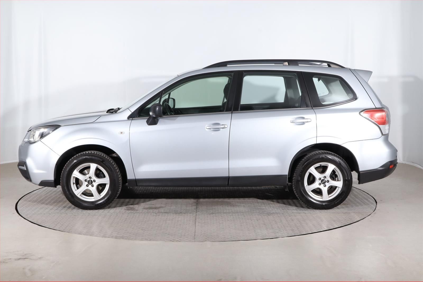 Subaru Forester, 2.0 d, 4X4 - fotka 3
