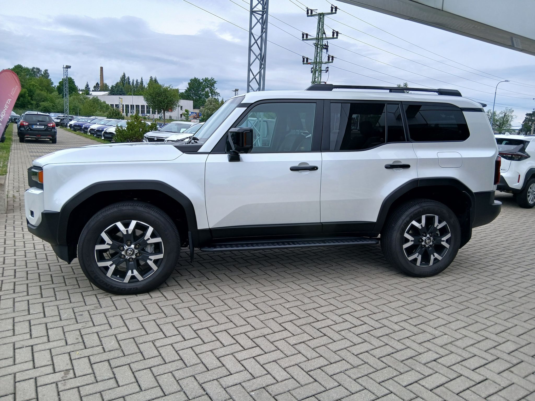 Toyota Land Cruiser, 2.8 D-4D 4x4 Executive JBL 8AT - fotka 3
