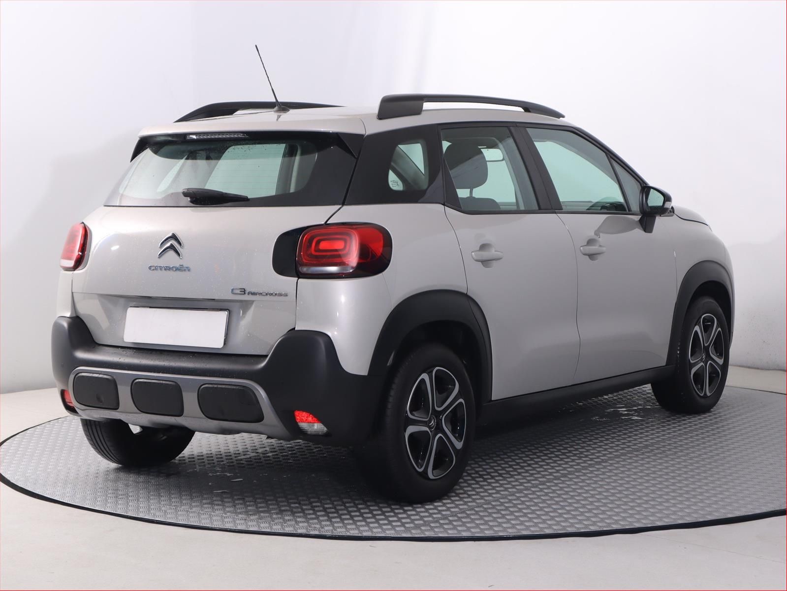 Citroën C3 Aircross, 1.2 PureTech, Serv.kniha - fotka 5