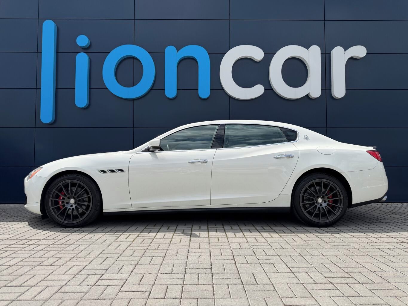 Maserati Quattroporte, 3.0D, 202kW, 4x4, ČR, DPH - fotka 4
