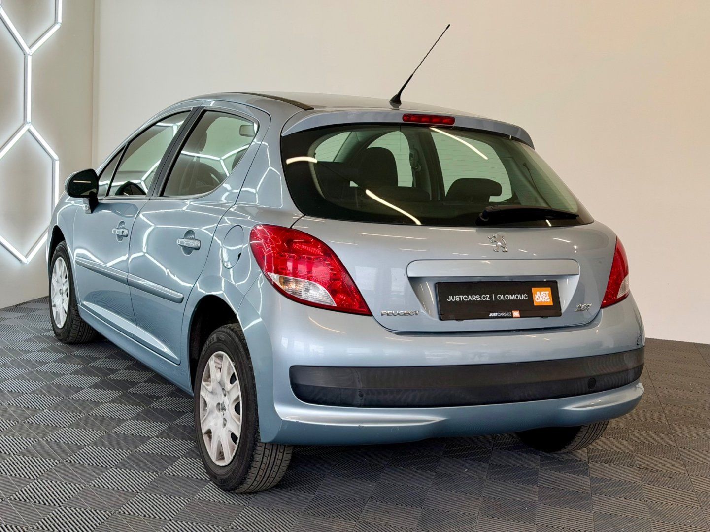 Peugeot 207, 1.4 i, ČR, - fotka 6