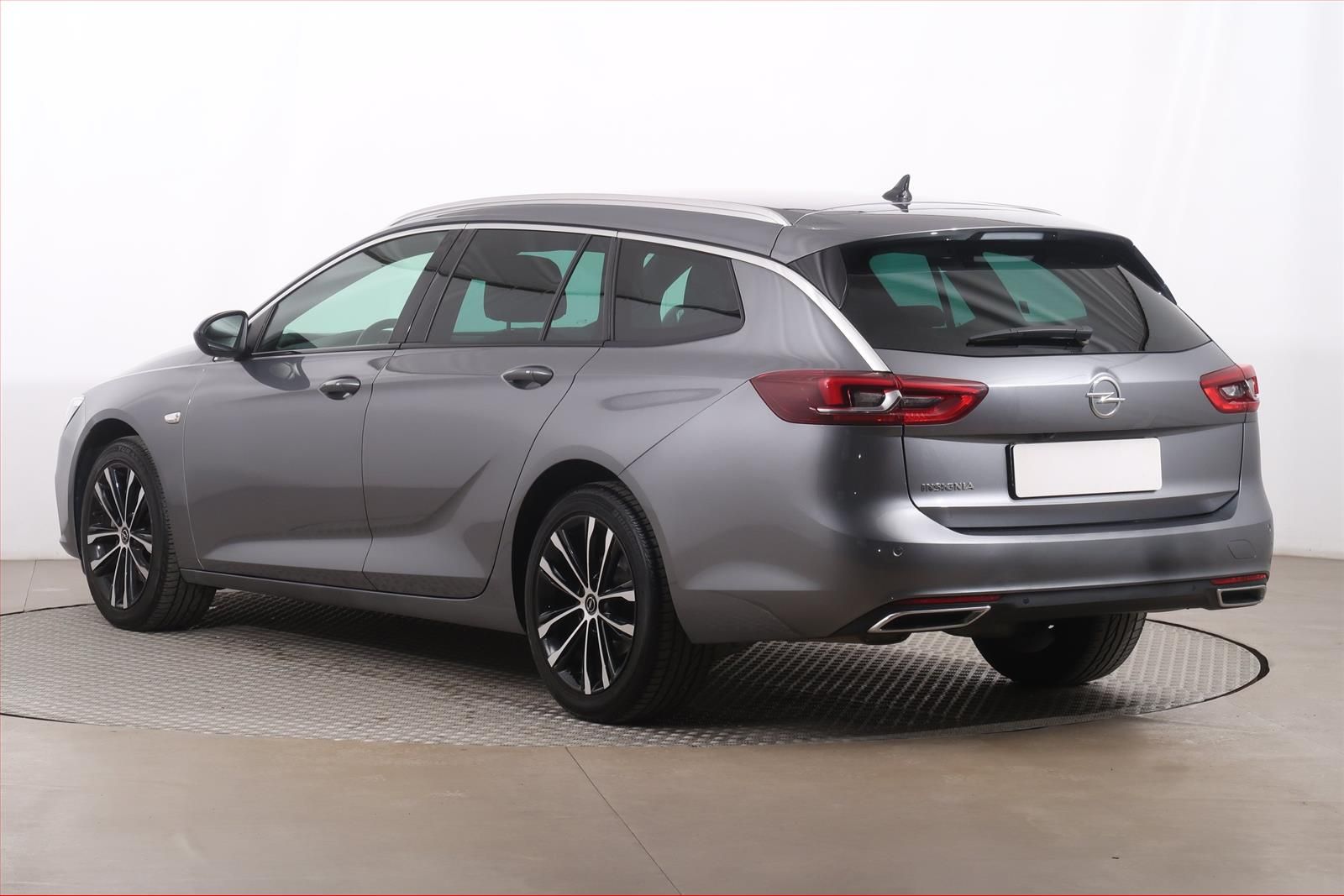 Opel Insignia, 2.0 CDTI, Automat - fotka 4