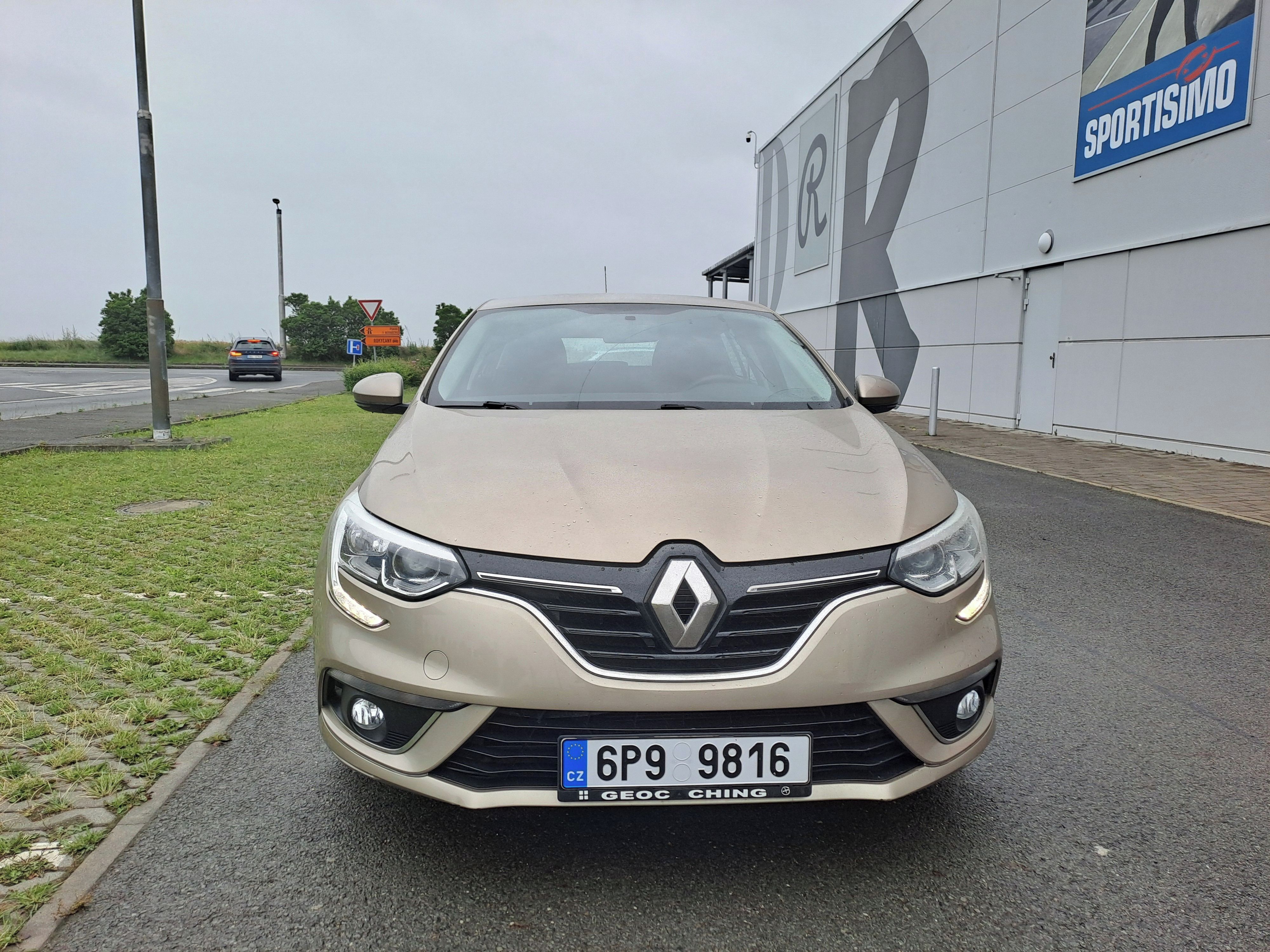 Renault Mégane, 1.6SCE 84KW 1.MAJ PERFEKTNÍ!! - fotka 2