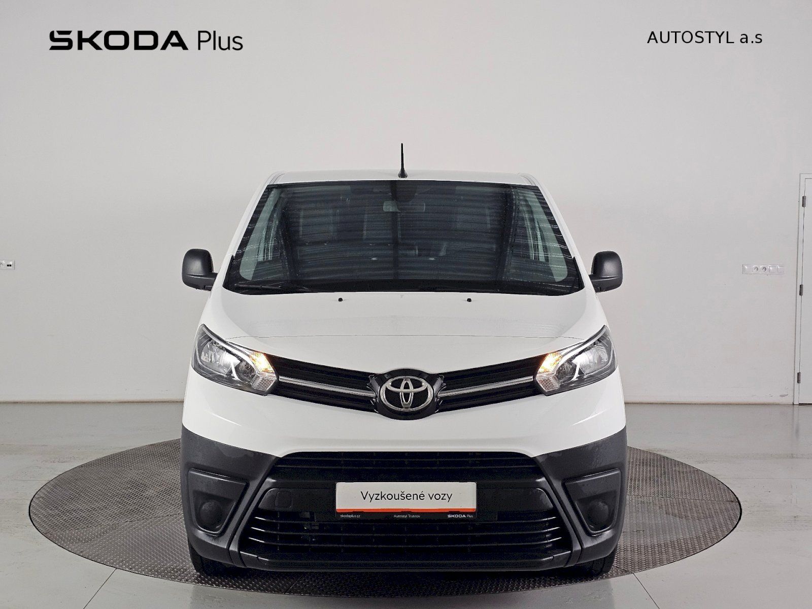 Toyota Proace, LONG 2.0D 106kW ACTIVE EXTRA - fotka 4