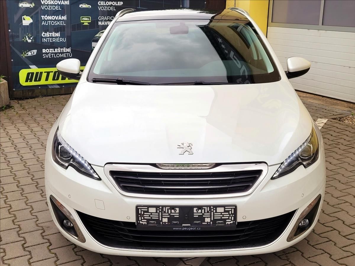 Peugeot 308, 1,6 bHDi SW CZ *SERV.KNÍŽKA* - fotka 2