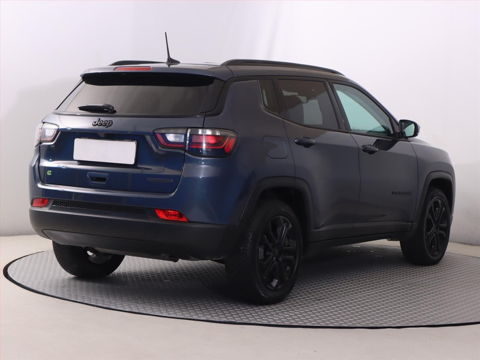 Jeep Compass, 1.5 Turbo e-Hybrid, Automat - fotka 5