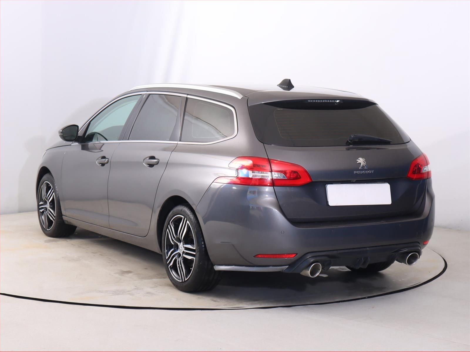 Peugeot 308, 1.6 BlueHDi - fotka 4