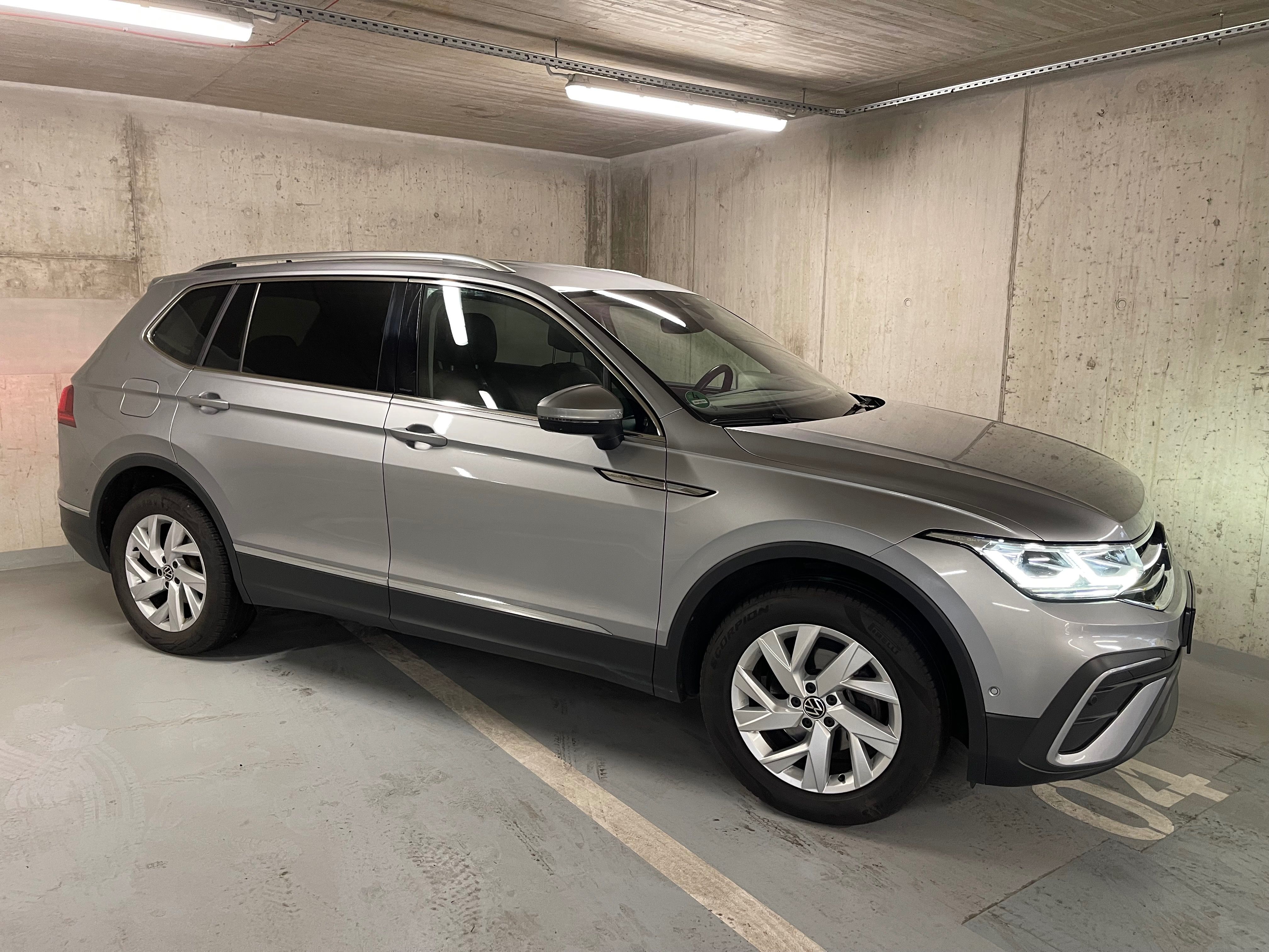 Volkswagen Tiguan Allspace, TDI - El.sedadla/HeadUp/Tažné - fotka 3