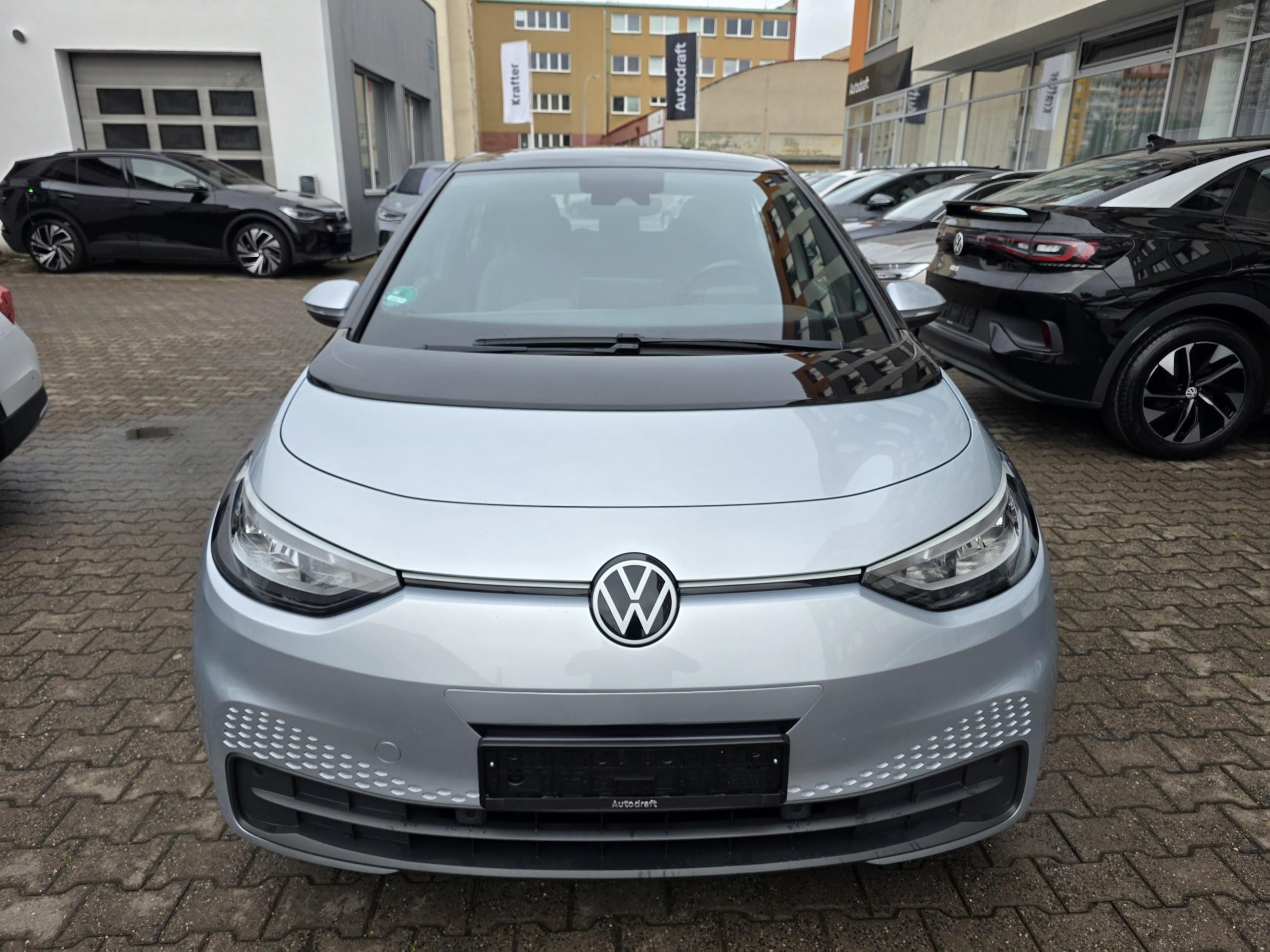Volkswagen ID.3, ID.3 Pro 150kW / 2x sada 18'' - fotka 4