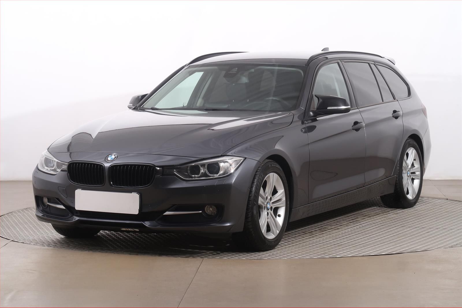 BMW Řada 3, 320 d, Automat, Serv.kniha - fotka 2