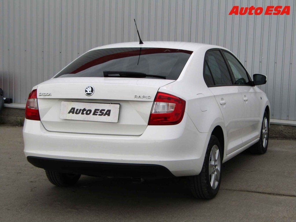 Škoda Rapid, 1.6 TDi - fotka 4